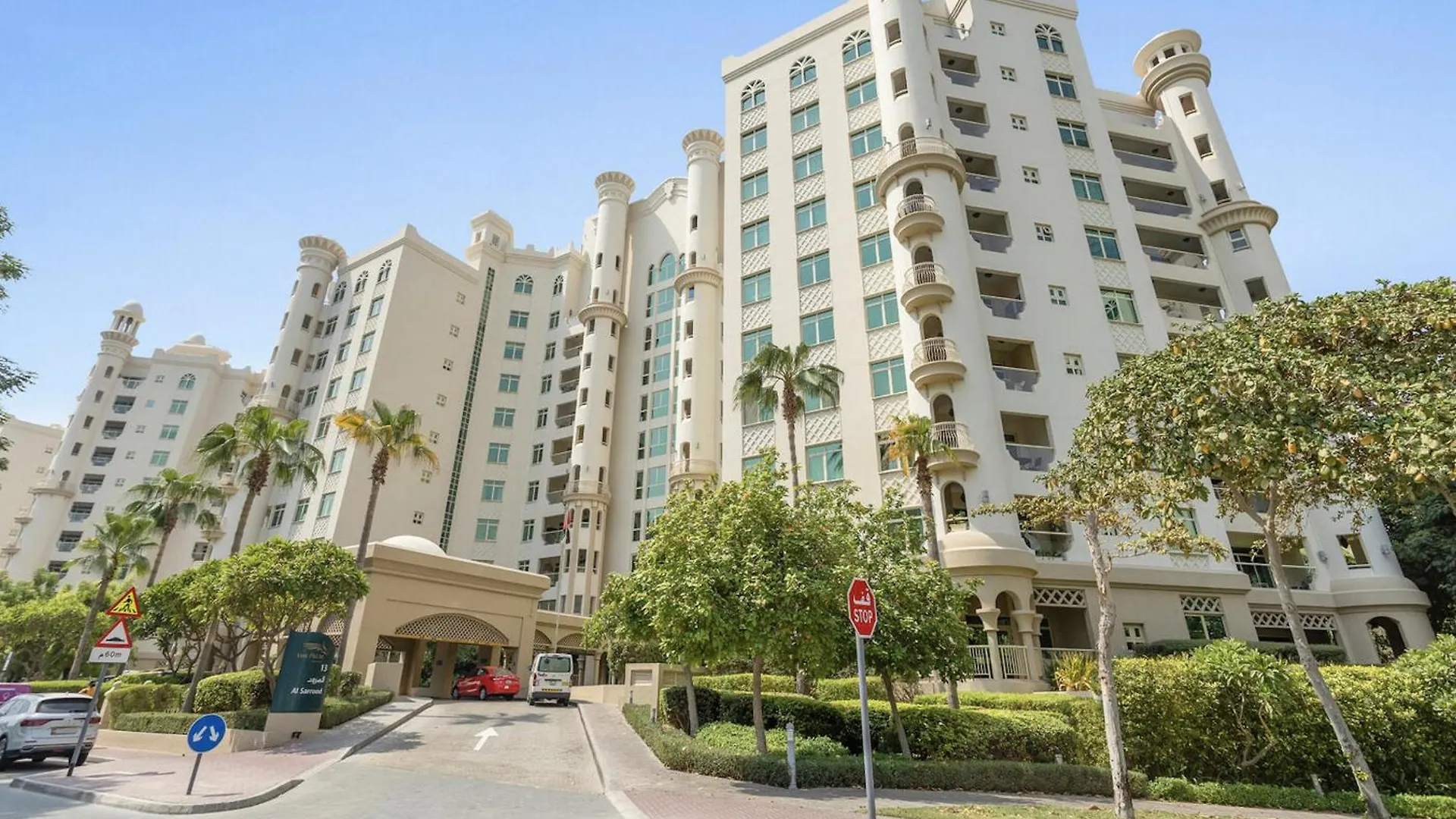 Luxury 3 Bed Apartment At Palm Jumeirah Dubai