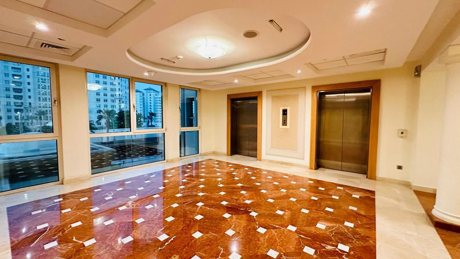 Luxury 3 Bed Apartment At Palm Jumeirah Dubai United Arab Emirates