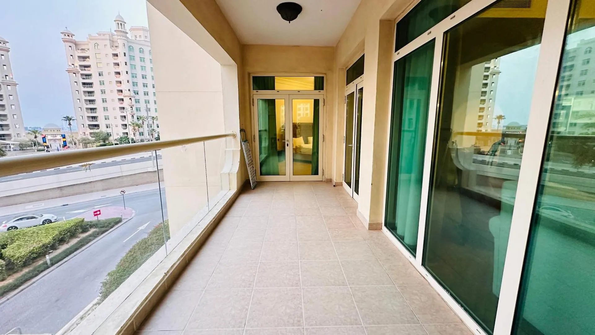 Luxury 3 Bed Apartment At Palm Jumeirah Dubai