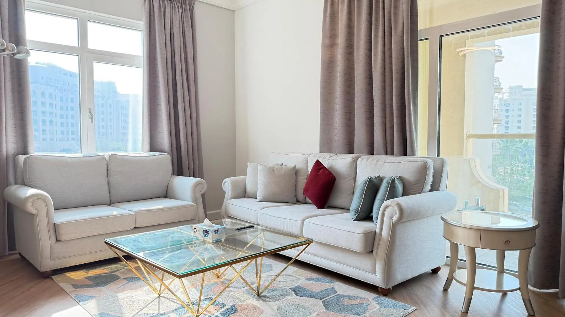 Luxury 3 Bed Apartment At Palm Jumeirah Dubai