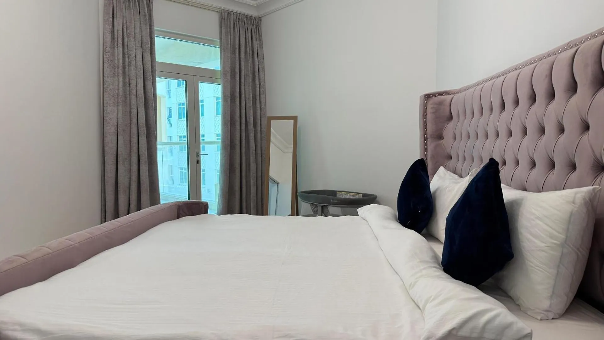Luxury 3 Bed Apartment At Palm Jumeirah Dubai