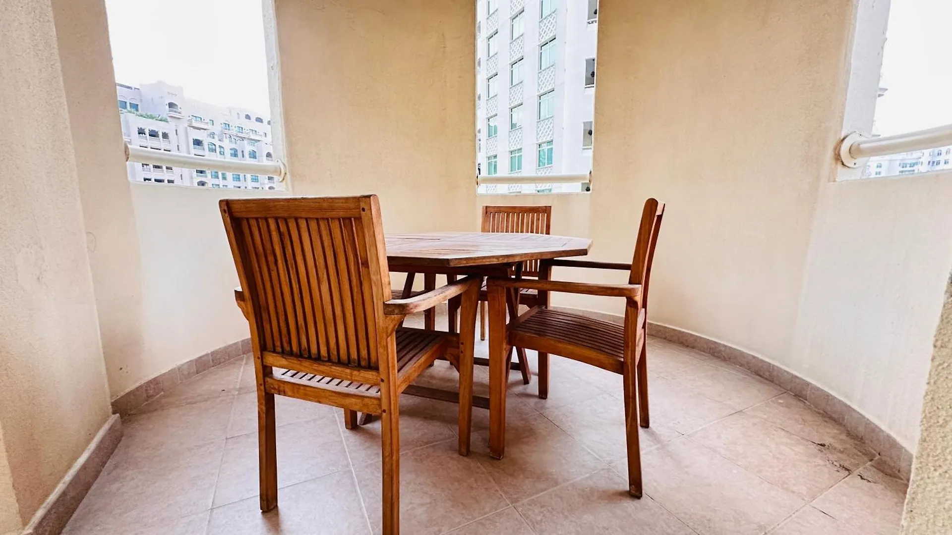 Luxury 3 Bed Apartment At Palm Jumeirah Dubai